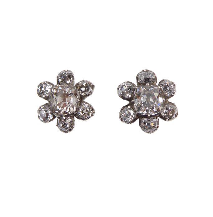 Pair of diamond flowerhead cluster earrings | MasterArt